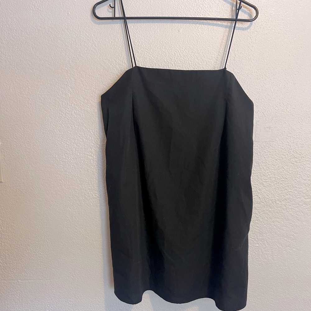 Little black dress w pockets